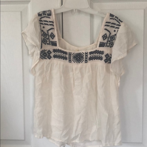 Hollister Tops - Women’s Hollister brand top in size XS